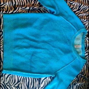 Blue knit long sleeve-sweater